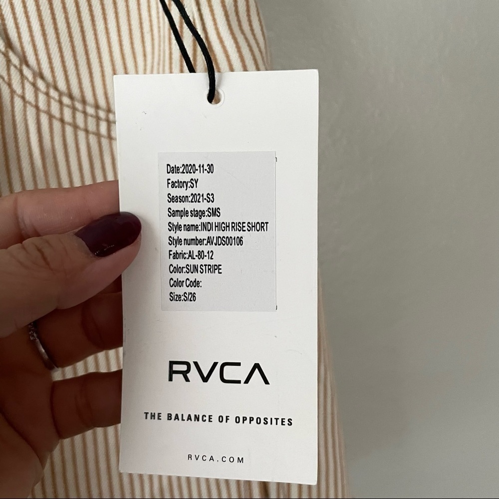 Rvca Indi high rise shorts - Picture 5 of 6